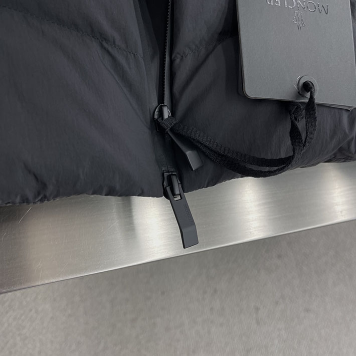最高級モンクレールスーパーコピー Moncler ゲルサック ダイアゴナルキルティングジレ ブラック 2525082 モンクレール ダウン 値段 - 画像 (5)