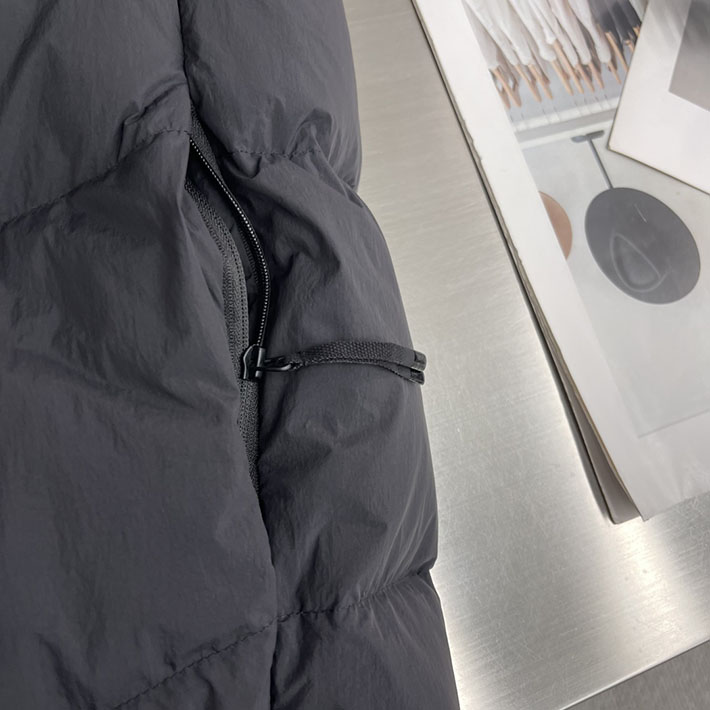 最高級モンクレールスーパーコピー Moncler ゲルサック ダイアゴナルキルティングジレ ブラック 2525082 モンクレール ダウン 値段 - 画像 (4)