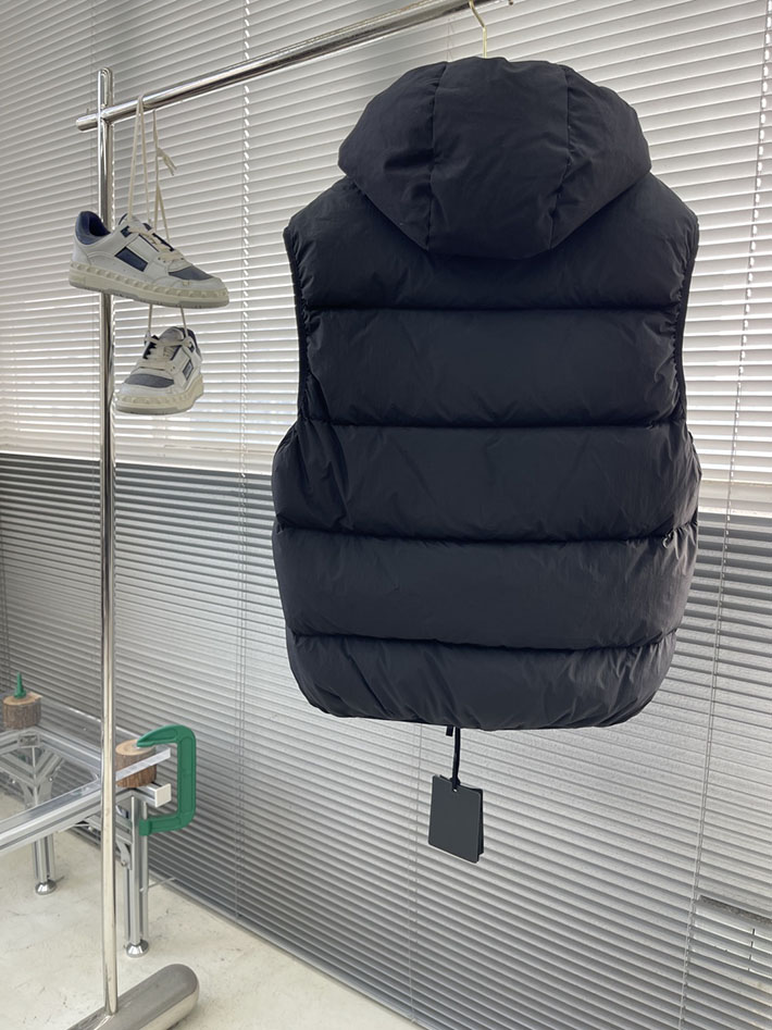 最高級モンクレールスーパーコピー Moncler ゲルサック ダイアゴナルキルティングジレ ブラック 2525082 モンクレール ダウン 値段 - 画像 (2)