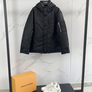 プラダ ダウン メンズ アウトレット