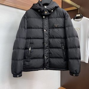 プラダ ダウンジャケット メンズ