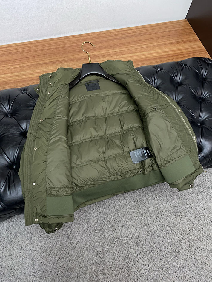 最高級プラダスーパーコピー PRADA ダウンジャケット・コート Nylon down jacket カーキ 2525115 プラダ ダウンジャケット メンズ - 画像 (5)