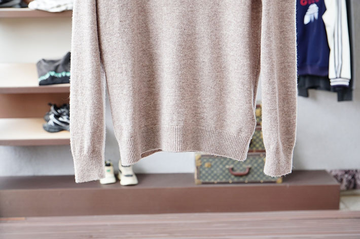 最高級モンクレールスーパーコピー MONCLER ウールセーター メンズ ニット クルーネック ロゴ ベージュ 2525136 モンクレール セーター メンズ - 画像 (8)