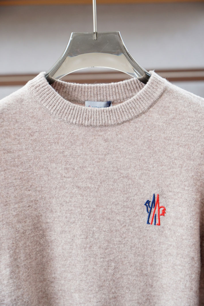 最高級モンクレールスーパーコピー MONCLER ウールセーター メンズ ニット クルーネック ロゴ ベージュ 2525136 モンクレール セーター メンズ - 画像 (7)