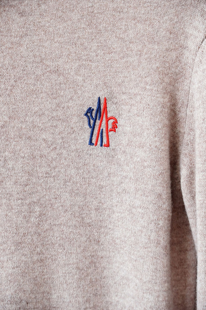 最高級モンクレールスーパーコピー MONCLER ウールセーター メンズ ニット クルーネック ロゴ ベージュ 2525136 モンクレール セーター メンズ - 画像 (6)