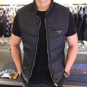 プラダ ダウンベスト メンズ