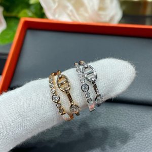 エルメス シェーヌダンクル 定価