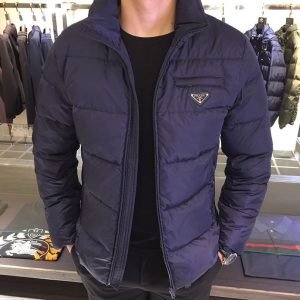 今年 流行るダウン メンズ