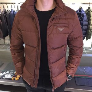 今年 流行るダウン メンズ