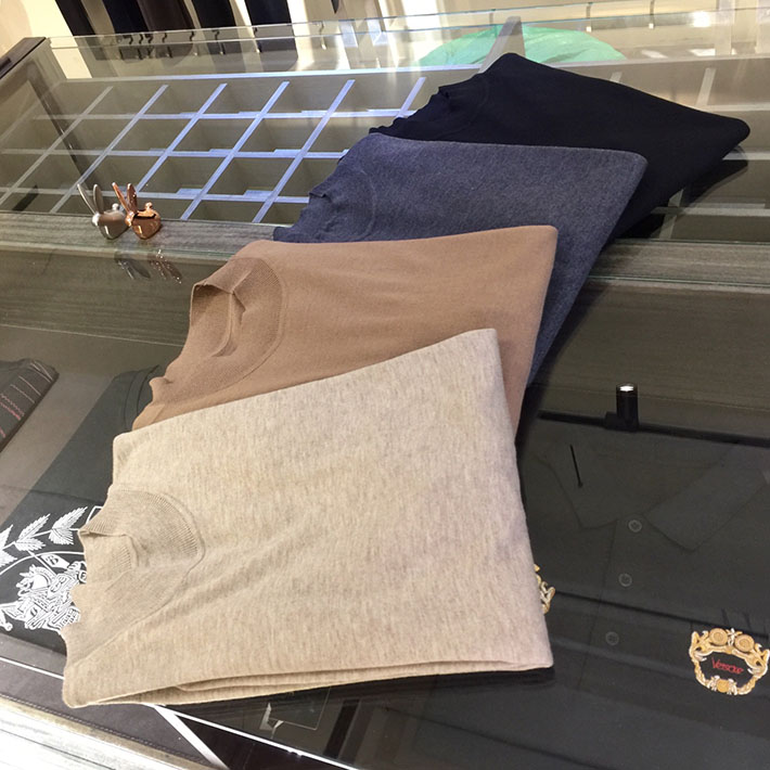 最高級ロロ・ピアーナスーパーコピー LoroPiana カシミヤハイゲージモックネックニット グレー 2525183 メンズセーター おしゃれ ブランド - 画像 (2)