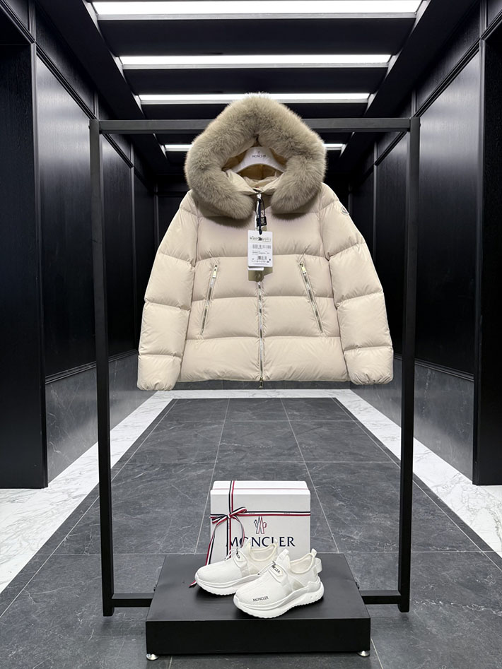 最高級モンクレールスーパーコピー Moncler Laichefurショートダウンジャケット ホワイト 2525191 モンクレール ダウン レディース 定番 - 画像 (9)