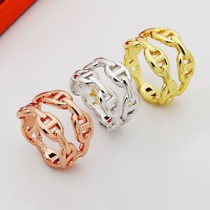 シェーヌダンクル リング 定価