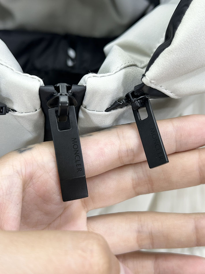 最高級モンクレールスーパーコピー Moncler GILET TRAPUNTATURA DIAGONALEダウンベスト ホワイト 2525223 ダウンベスト メンズ おしゃれ - 画像 (7)