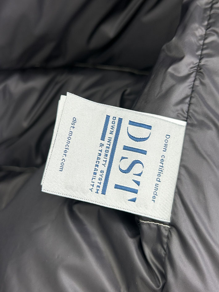 最高級モンクレールスーパーコピー Moncler GILET TRAPUNTATURA DIAGONALEダウンベスト ホワイト 2525223 ダウンベスト メンズ おしゃれ - 画像 (3)