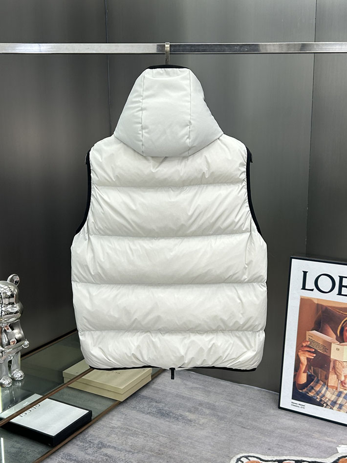 最高級モンクレールスーパーコピー Moncler GILET TRAPUNTATURA DIAGONALEダウンベスト ホワイト 2525223 ダウンベスト メンズ おしゃれ - 画像 (15)