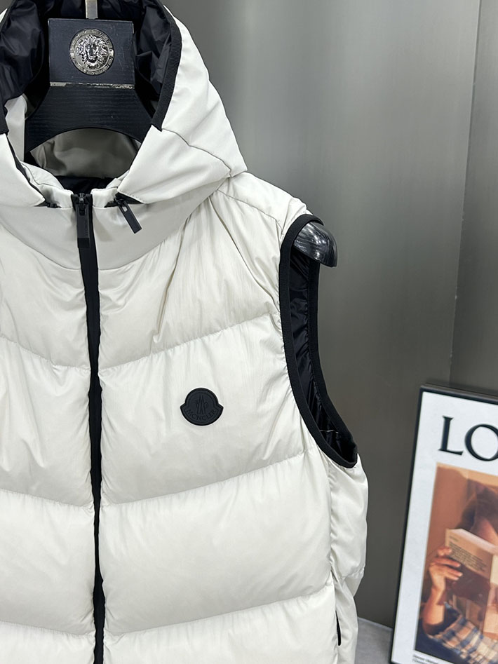 最高級モンクレールスーパーコピー Moncler GILET TRAPUNTATURA DIAGONALEダウンベスト ホワイト 2525223 ダウンベスト メンズ おしゃれ - 画像 (11)