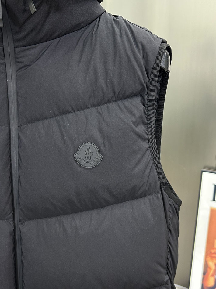 最高級モンクレールスーパーコピー Moncler GILET TRAPUNTATURA DIAGONALEダウンベスト ネイビー 2525224 ダウンベスト メンズ おしゃれ - 画像 (8)