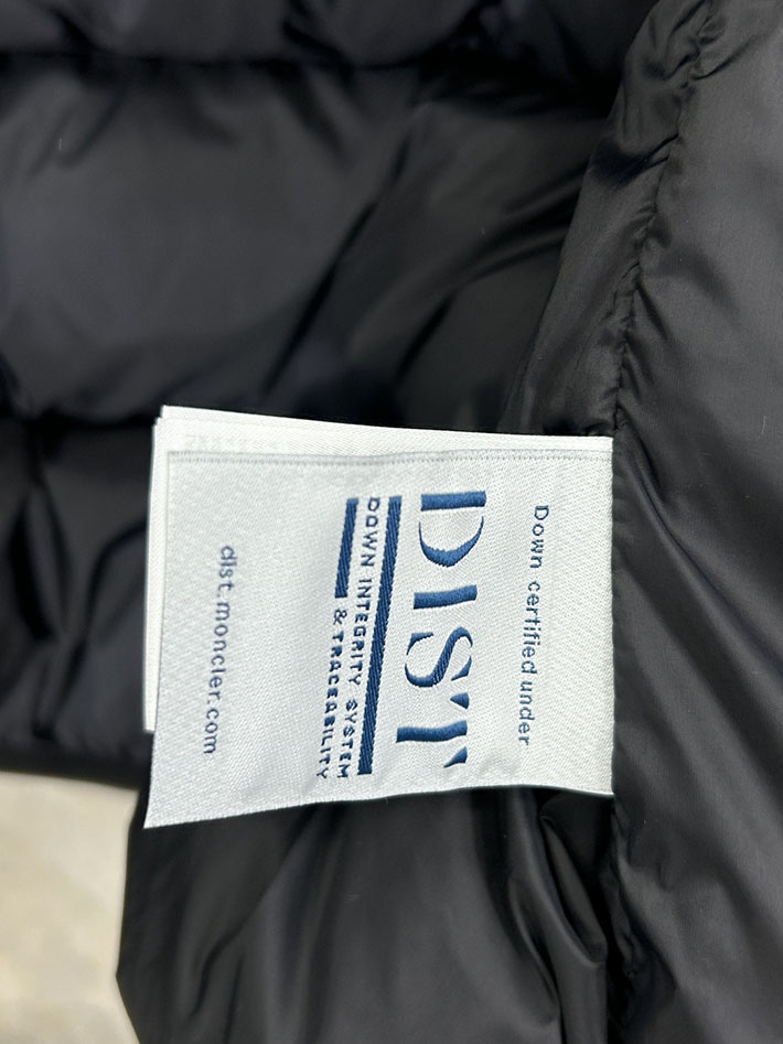 最高級モンクレールスーパーコピー Moncler GILET TRAPUNTATURA DIAGONALEダウンベスト ネイビー 2525224 ダウンベスト メンズ おしゃれ - 画像 (3)