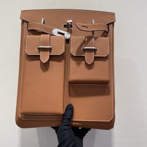 ケリーアッカド マルチポケット