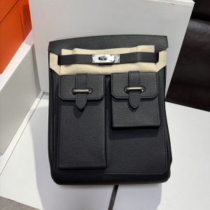 ケリーアッカド マルチポケット