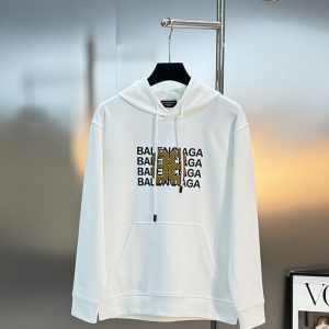 バレンシアガ パーカー アウトレット