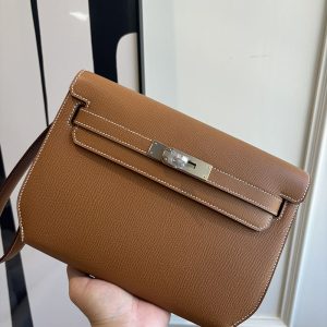 ケリーデペッシュ 定価