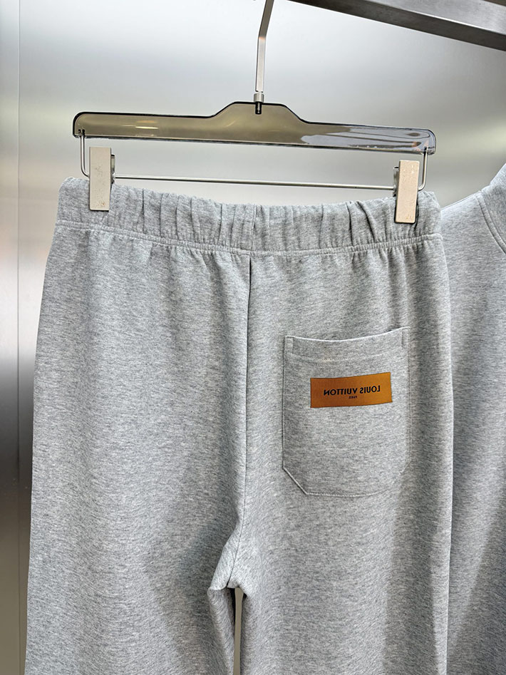 最高級ルイヴィトンスーパーコピー服 lv ハイブリッドジャージーブルゾン&パンツ グレー 2525304 ルイヴィトン セットアップ スウェット - 画像 (2)