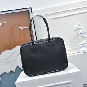 エルメス プリュム 定価