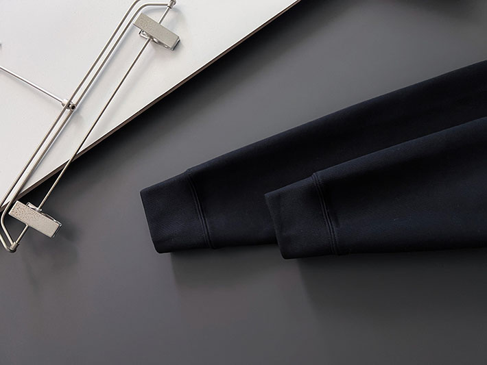 グッチ直営アウトレット店 GUCCI インターロッキングG コットンジャージー スウェットシャツ ブラック 2525317 グッチ スウェットシャツ - 画像 (3)