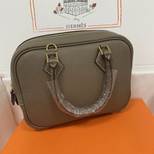 エルメス プリュム28 定価