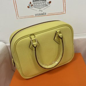 エルメス プリュム28 定価