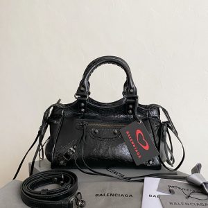 バレンシアガ バッグ アウトレット