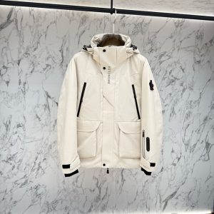 モンクレール ダウン メンズ 人気