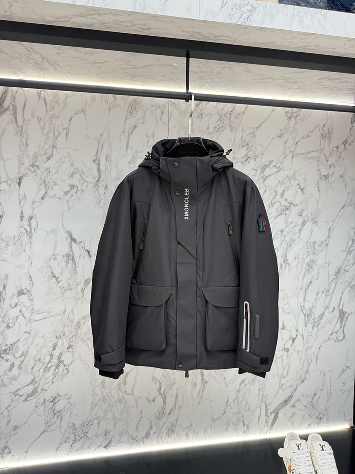 モンクレール ダウン メンズ 人気