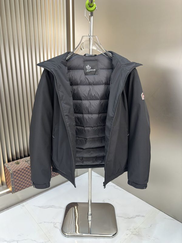 モンクレール トパーズ　ブラック　サイズ1 中古・古着通販】MONCLER (モンクレール) TOPAZ GIUBBOTTO トパーズ