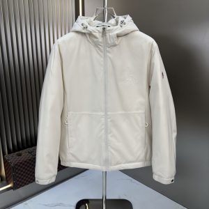 時代遅れ コート 2025 メンズ