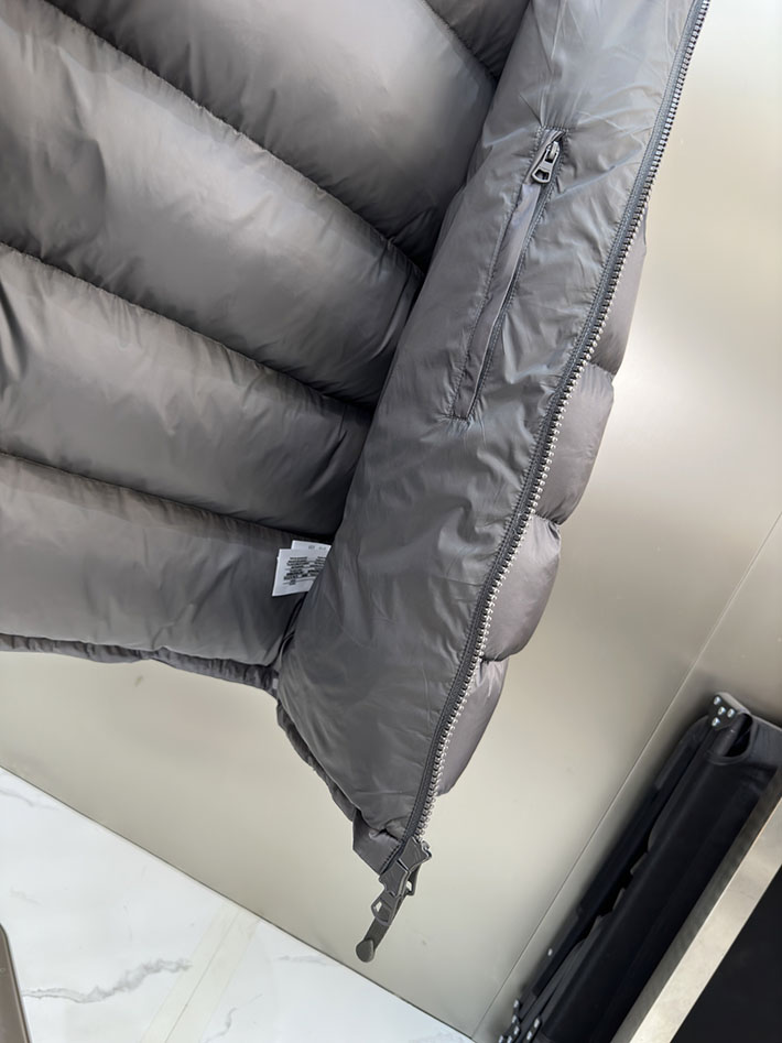 最高級バーバリースーパーコピー BURBERRY カシミア アンブルサイド ダウンジャケット グレー 2525397 バーバリー ジャケット コーデ - 画像 (5)