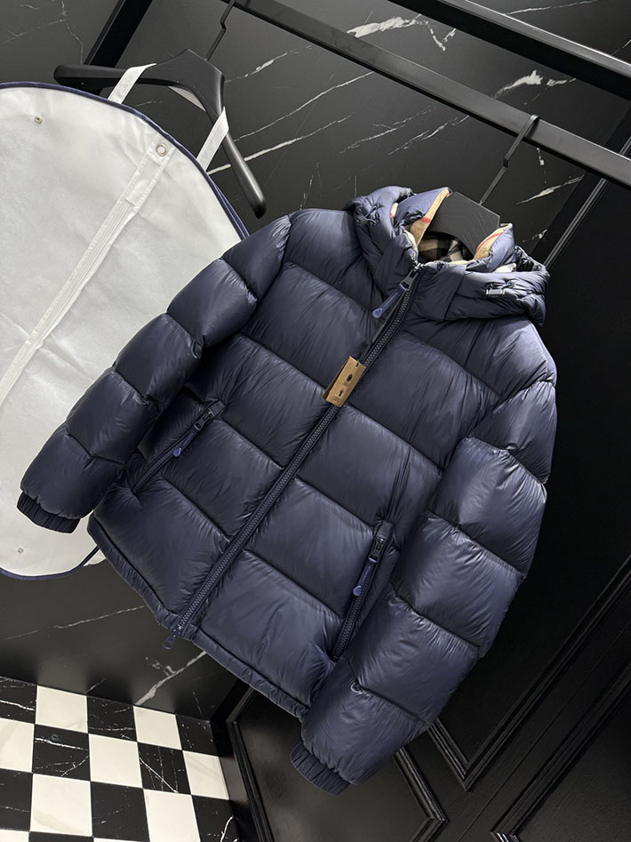 最高級バーバリースーパーコピー BURBERRY リバーシブル チェック フーデッド ダウンジャケット ブルー 2525405 バーバリー アウトレット どれくらい 安い - 画像 (9)