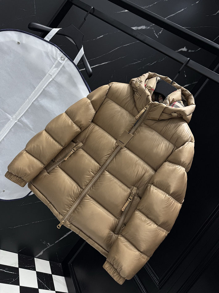 最高級バーバリースーパーコピー BURBERRY リバーシブル チェック フーデッド ダウンジャケット ブラウン 2525406 バーバリー アウトレット どれくらい 安い - 画像 (9)