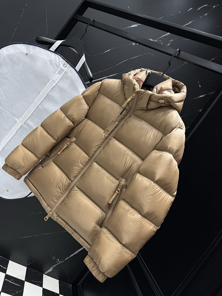 最高級バーバリースーパーコピー BURBERRY リバーシブル チェック フーデッド ダウンジャケット ブラウン 2525406 バーバリー アウトレット どれくらい 安い - 画像 (8)
