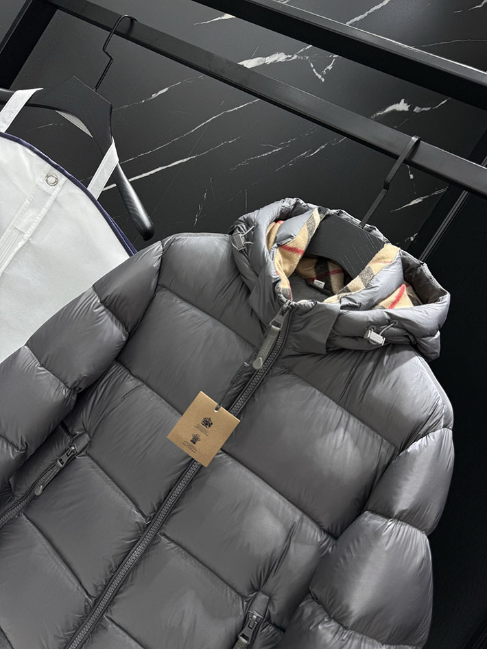 最高級バーバリースーパーコピー BURBERRY リバーシブル チェック フーデッド ダウンジャケット グレー 2525407 バーバリー アウトレット どれくらい 安い - 画像 (8)