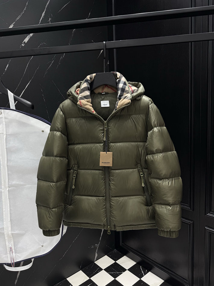 最高級バーバリースーパーコピー BURBERRY リバーシブル チェック フーデッド ダウンジャケット カーキ 2525408 バーバリー アウトレット どれくらい 安い - 画像 (6)