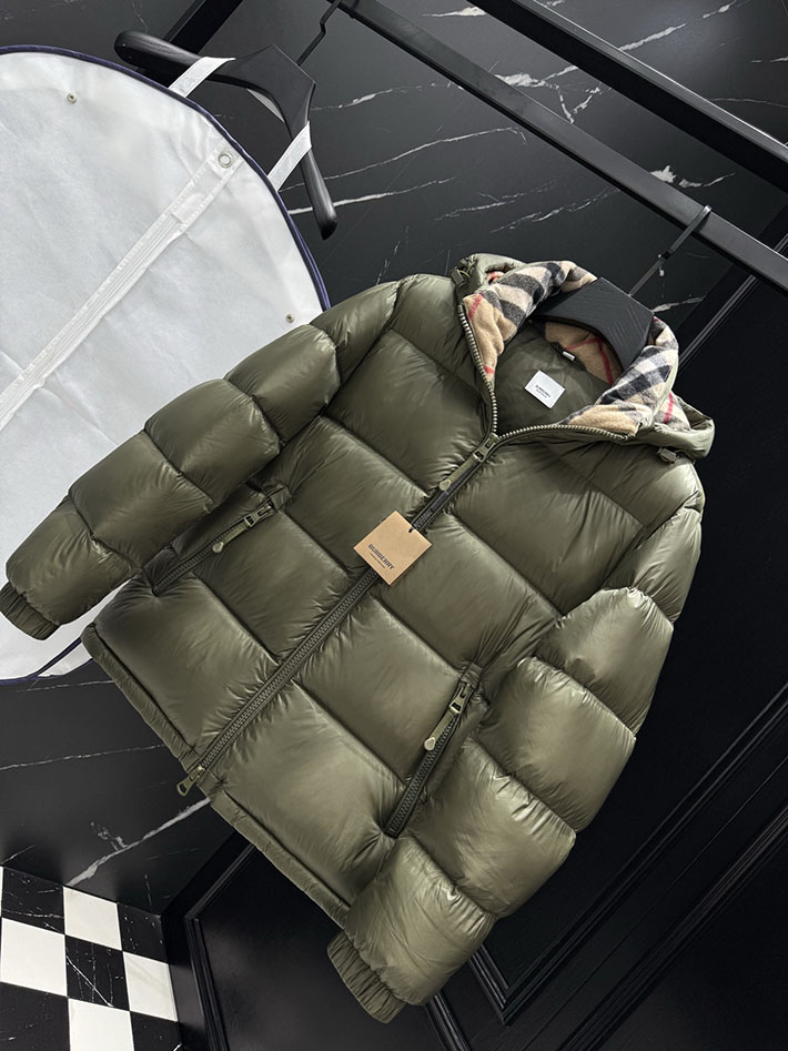 最高級バーバリースーパーコピー BURBERRY リバーシブル チェック フーデッド ダウンジャケット カーキ 2525408 バーバリー アウトレット どれくらい 安い - 画像 (5)