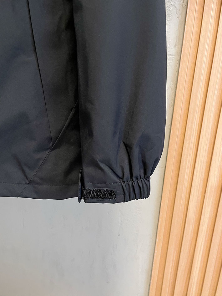 アークテリクス マウンテンパーカー ARC’TERYX アトム フーディ ナイロンジャケット ブラック 2525682 アークテリクス レディース 人気 - 画像 (3)