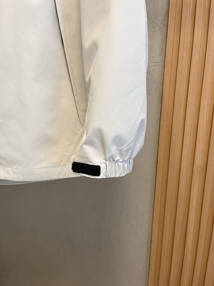 アークテリクス マウンテンパーカー ARC’TERYX アトム フーディ ナイロンジャケット ホワイト 2525683 アークテリクス レディース 人気 - 画像 (3)