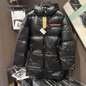 プラダ ダウンジャケット メンズ