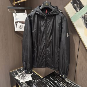 モンクレール ライトジャケット