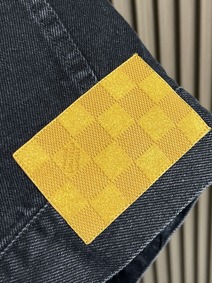 ルイヴィトン LV デニム トラッカージャケット 1AILKB ブラック Louis Vuitton ルイ ヴィトン デニム ジャケット bts - 画像 (3)