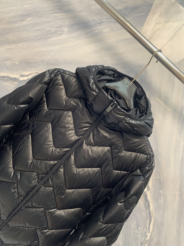 最高級モンクレールスーパーコピー Moncler Laverqショートダウンジャケット ブラック 2525788 モンクレール ダウン アウトレット - 画像 (9)