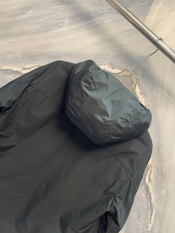 最高級モンクレールスーパーコピー Moncler フルジップ ウインドブレーカー DABIH メンズ 2525789 モンクレール ダウン アウトレット - 画像 (2)